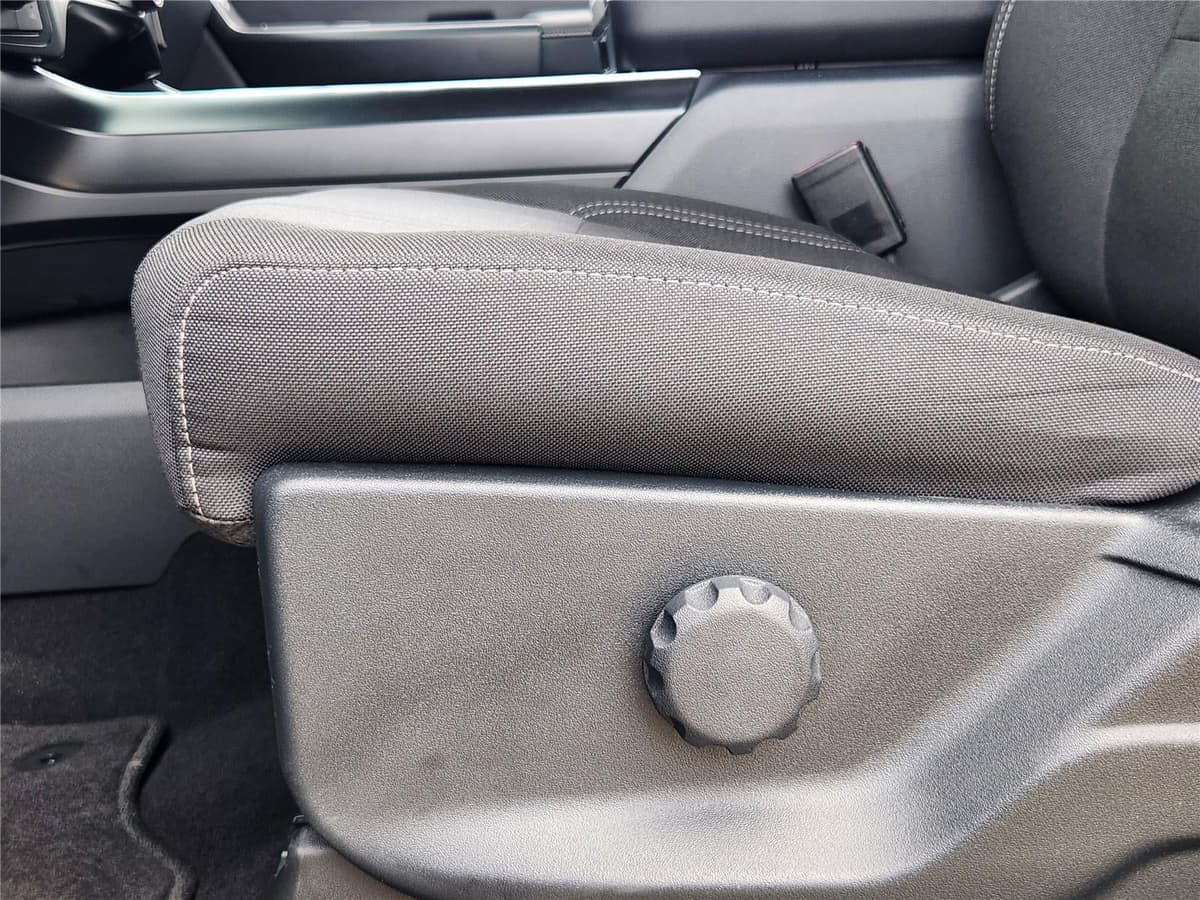 2026 Ford F-150 - Image 18