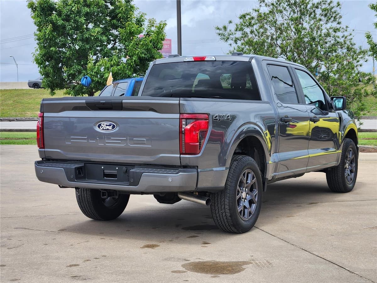 2026 Ford F-150 - Image 4