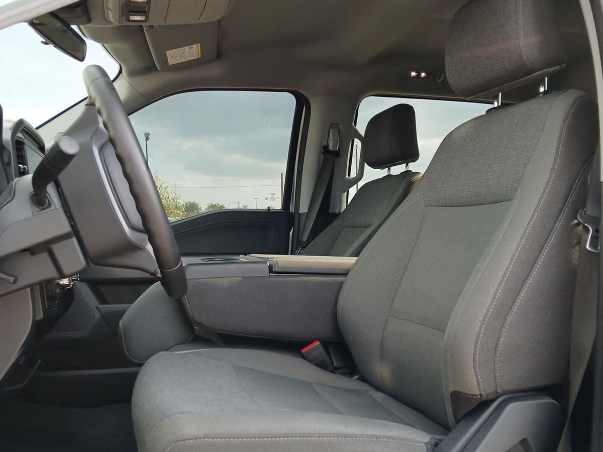 2025 Ford F-150 - Image 13