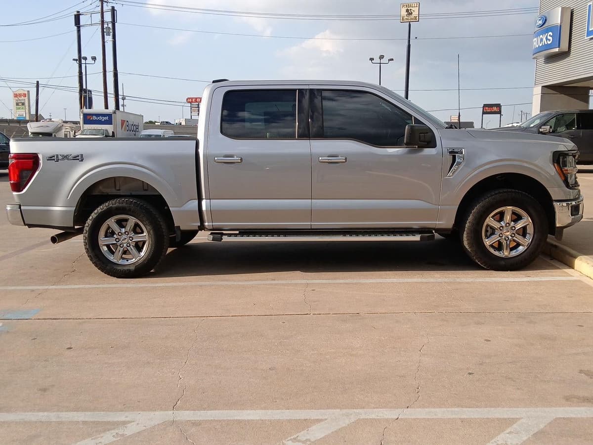 2025 Ford F-150 - Image 7