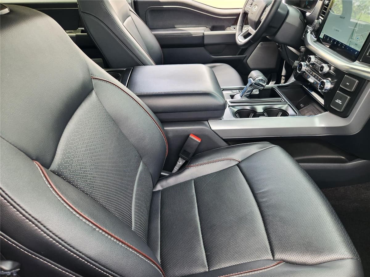 2022 Ford F-150 - Image 12