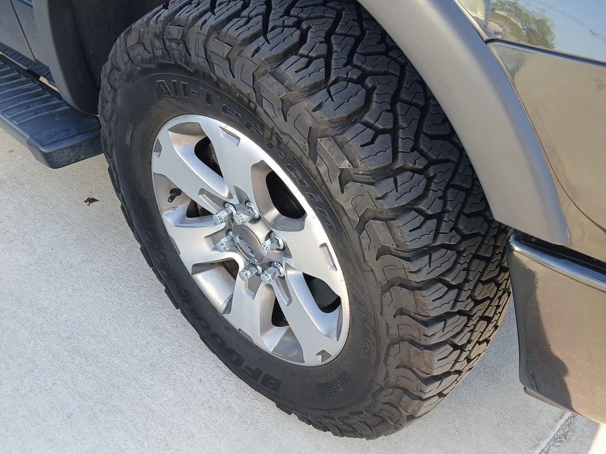 2014 Ford F-150 - Image 5