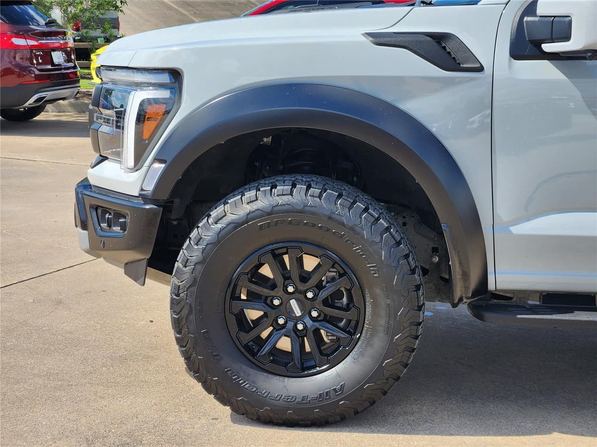 2024 Ford F-150 - Image 7