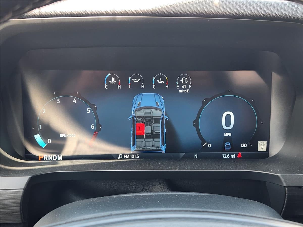 2025 Ford F-150 - Image 11