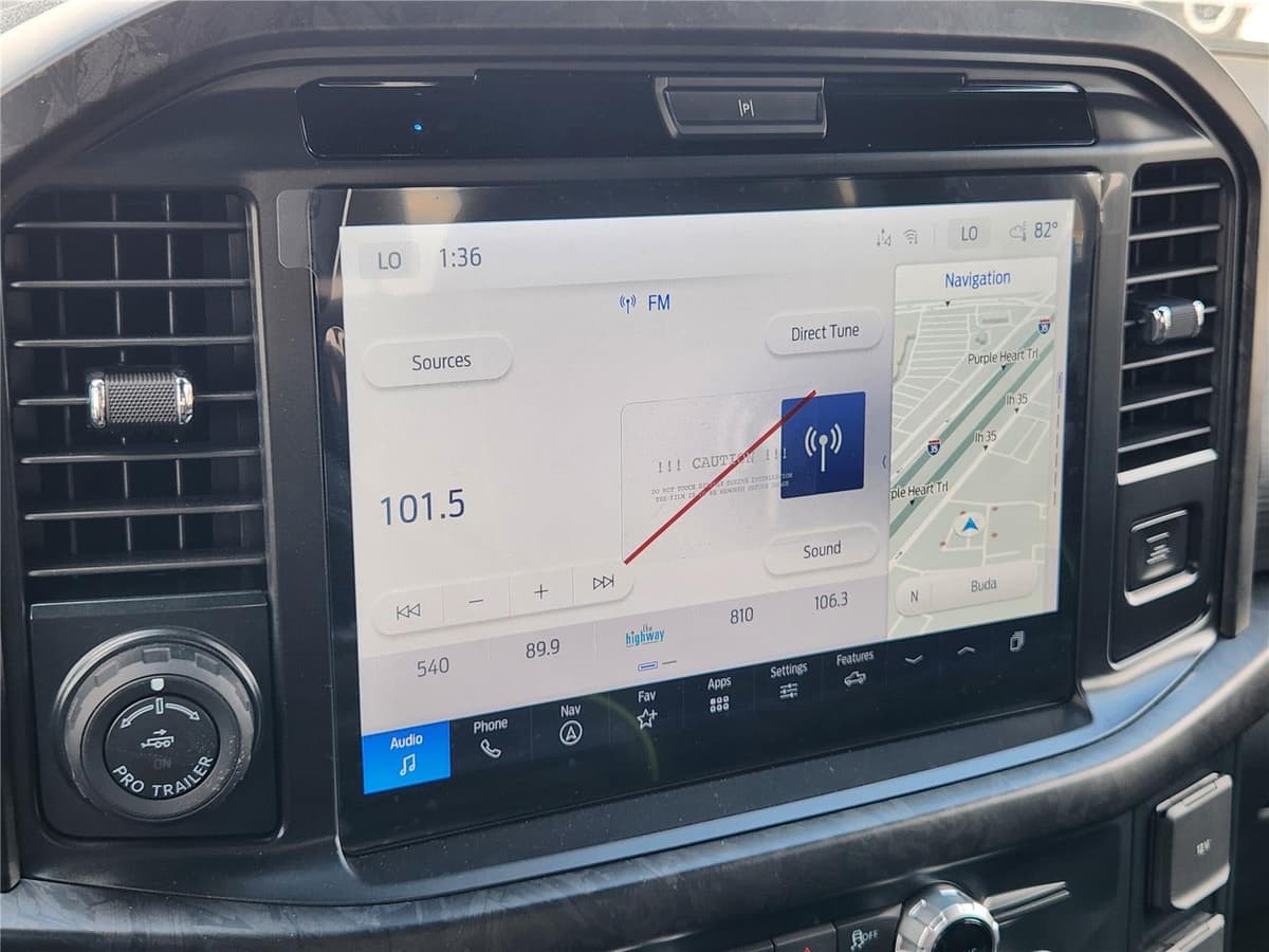 2025 Ford F-150 - Image 12