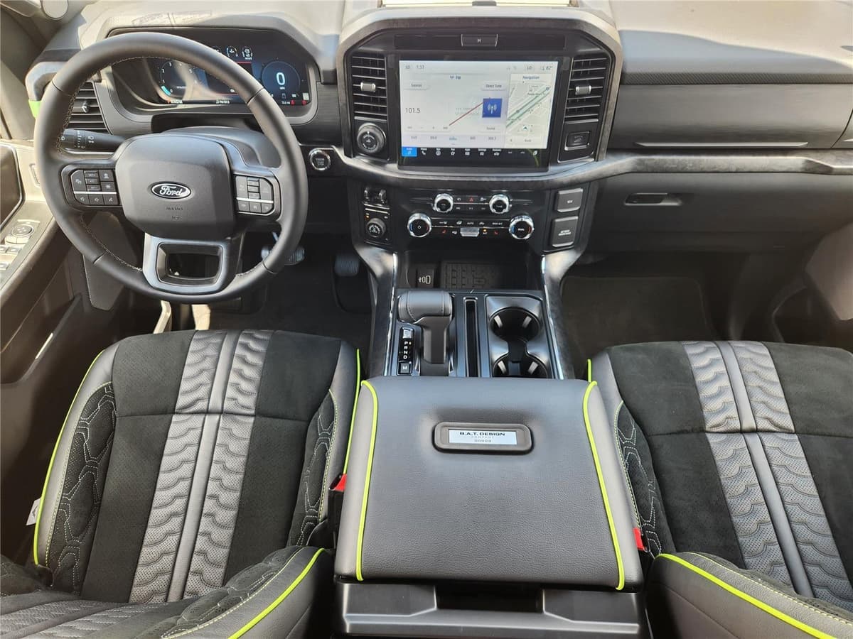 2025 Ford F-150 - Image 20