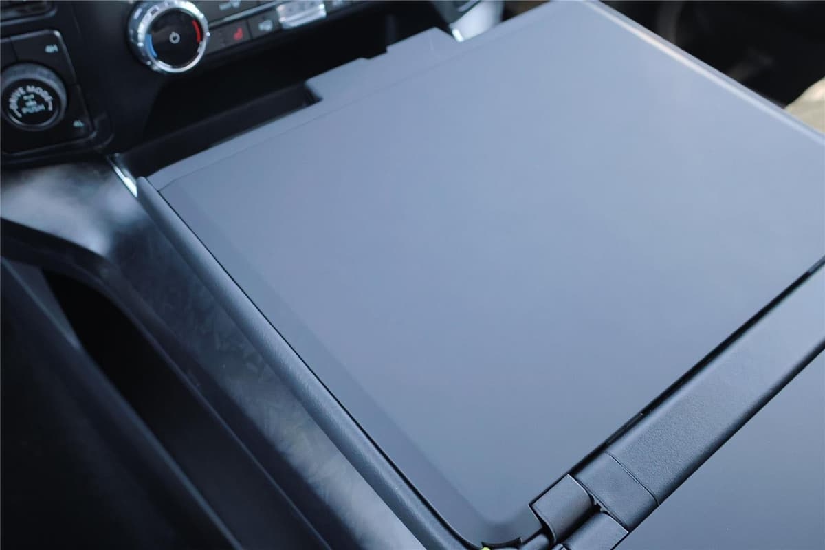 2025 Ford F-150 - Image 26