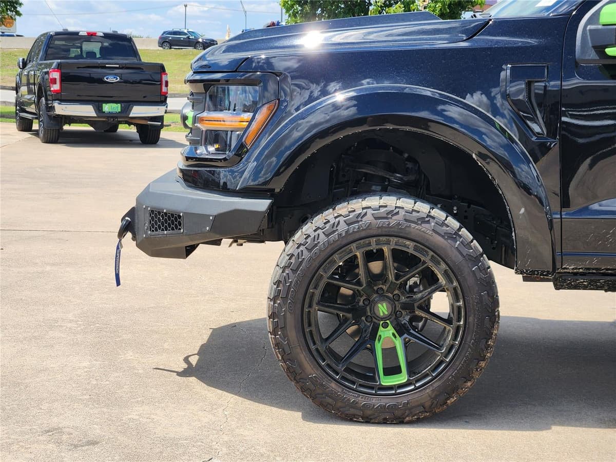 2025 Ford F-150 - Image 6