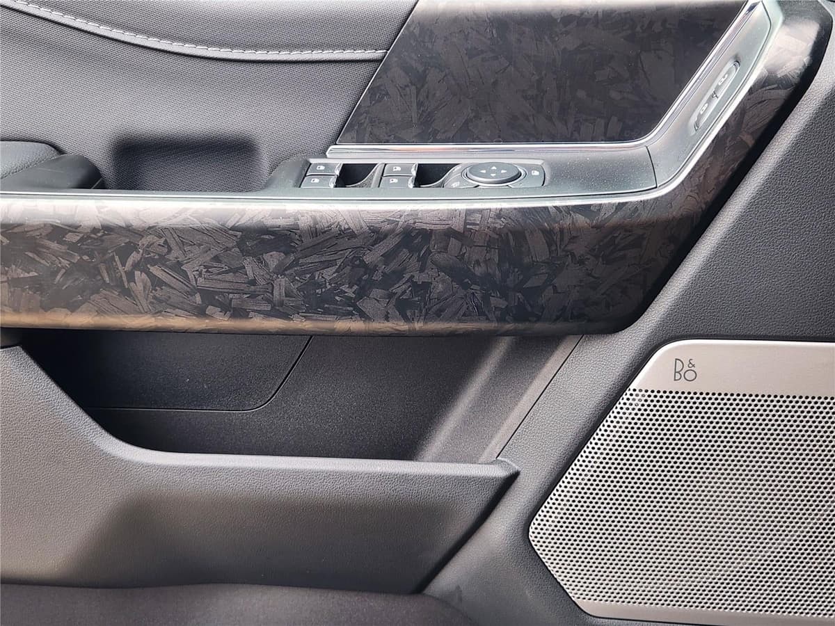 2025 Ford F-150 - Image 19