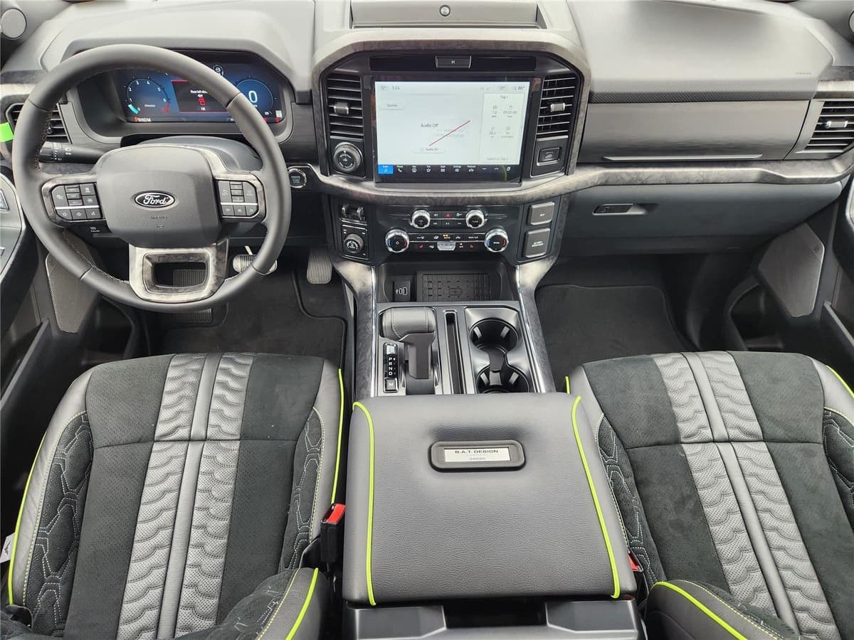 2025 Ford F-150 - Image 22