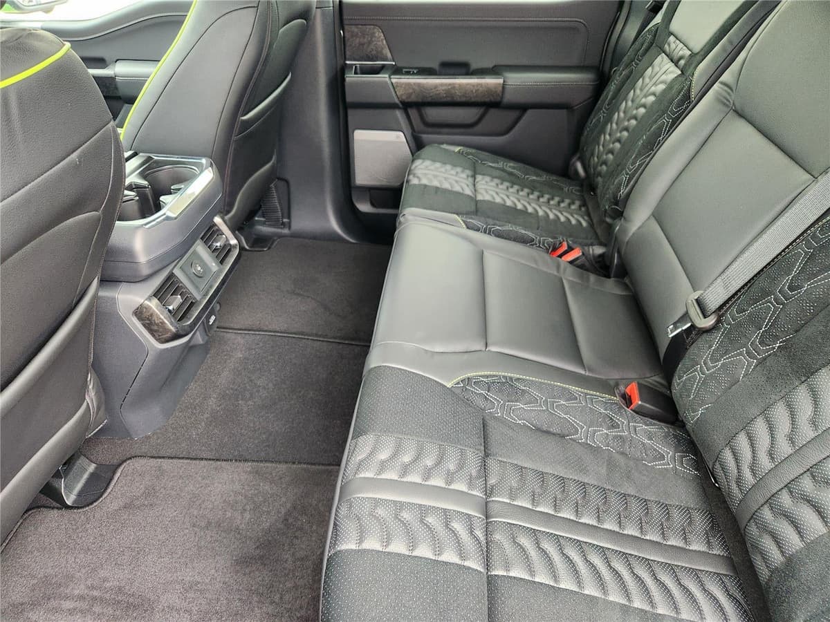 2025 Ford F-150 - Image 23