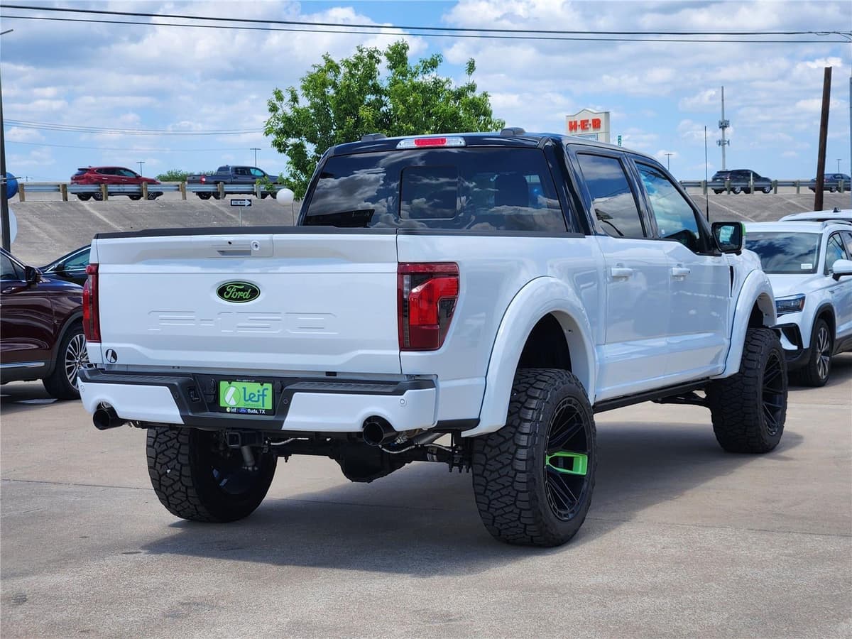 2025 Ford F-150 - Image 12