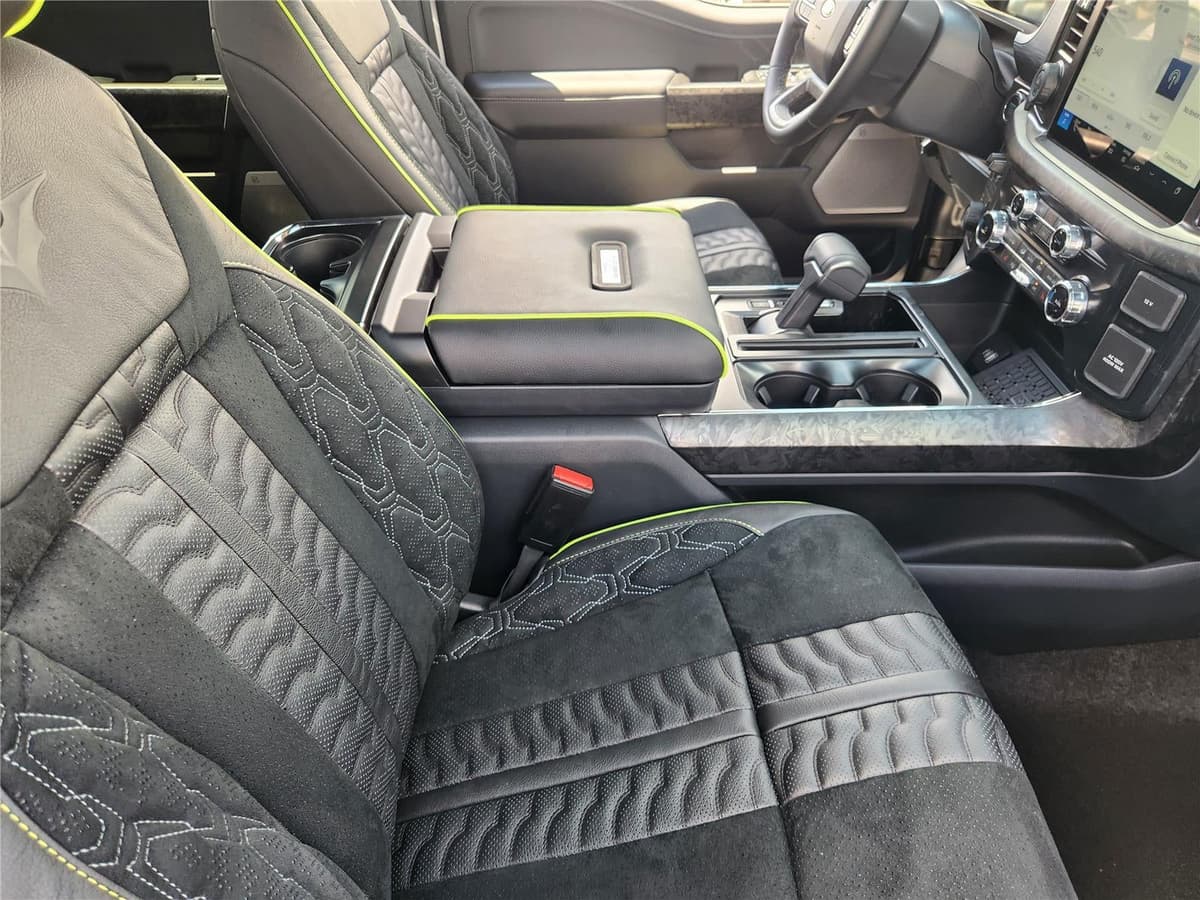 2025 Ford F-150 - Image 18