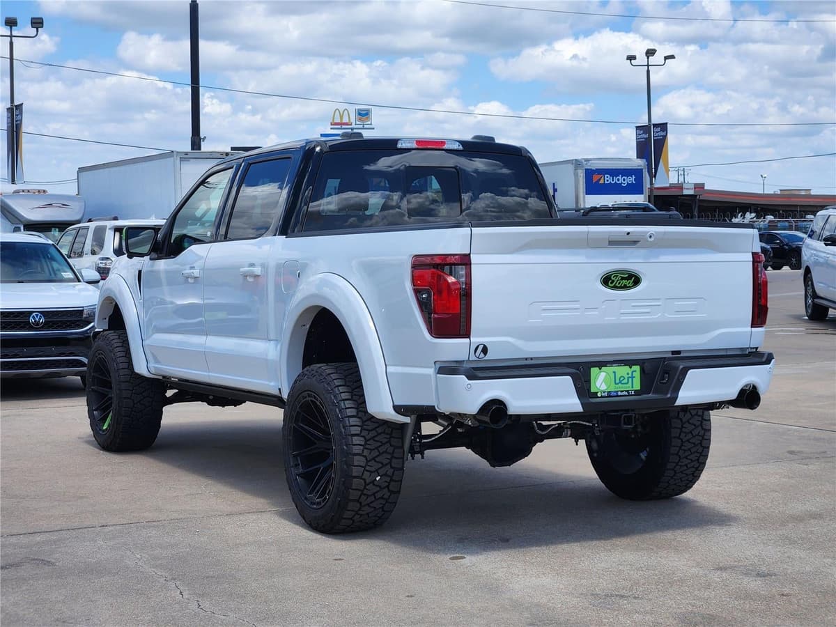 2025 Ford F-150 - Image 9