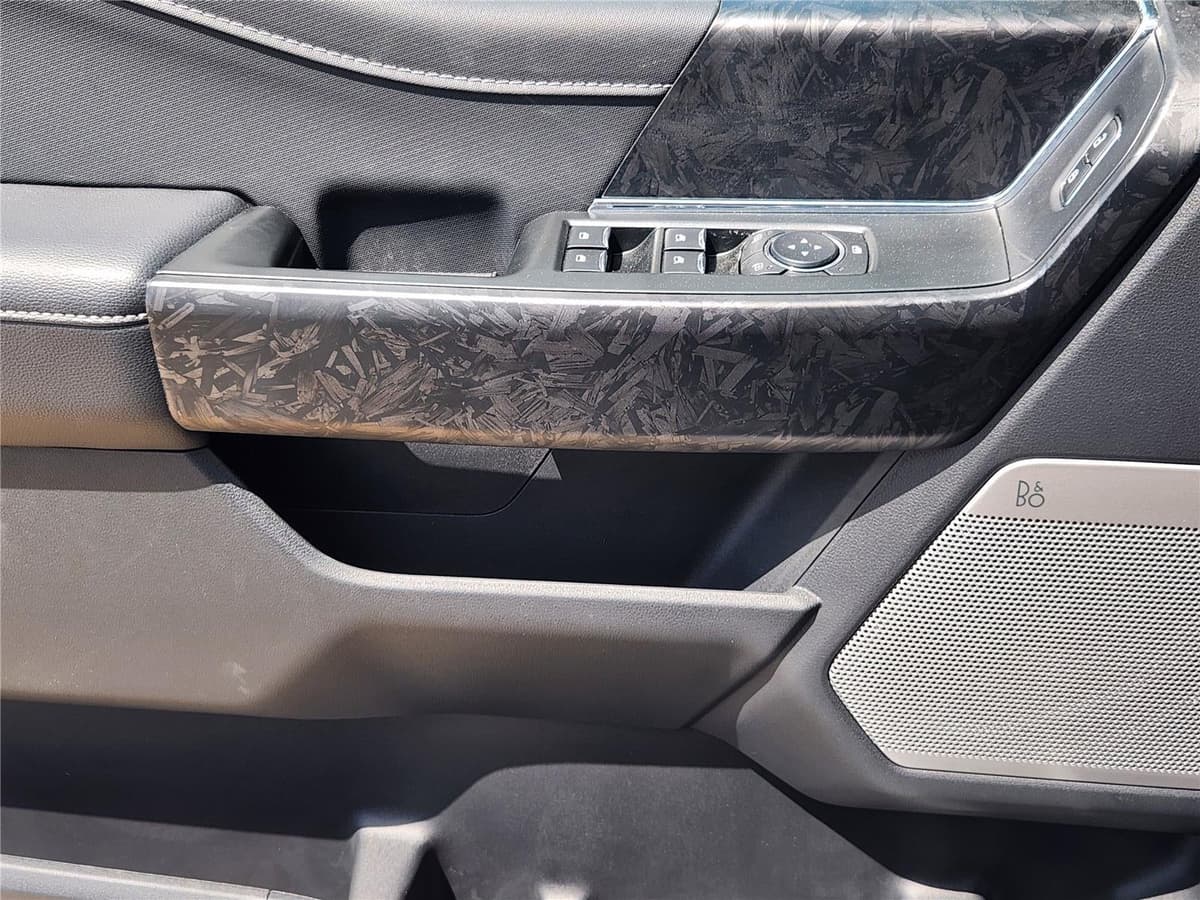 2025 Ford F-150 - Image 17