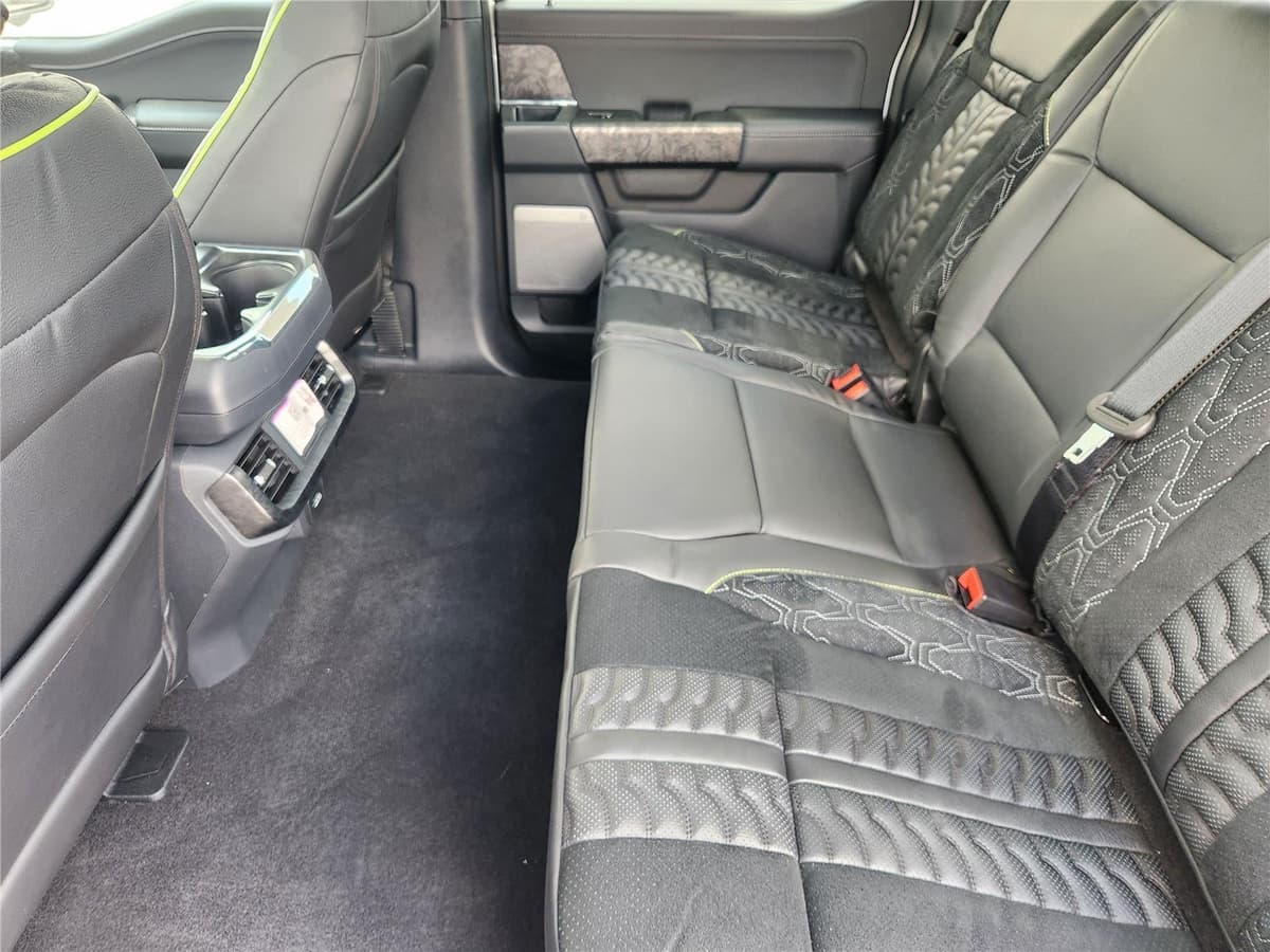 2025 Ford F-150 - Image 21