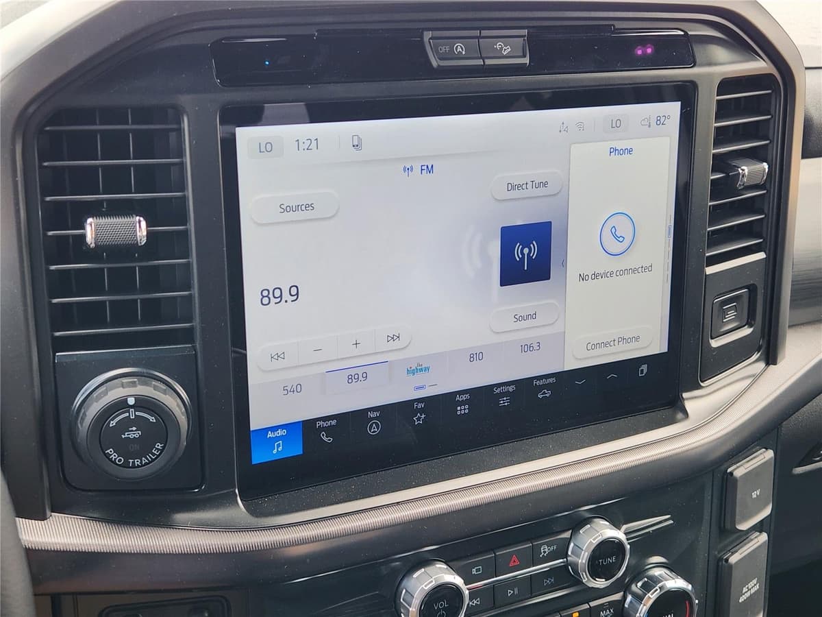 2026 Ford F-150 - Image 12