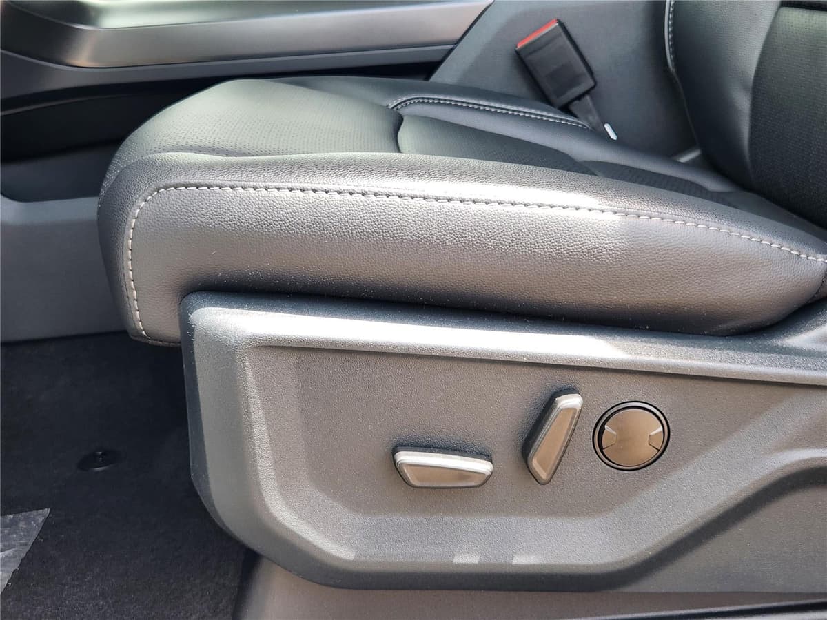 2026 Ford F-150 - Image 18