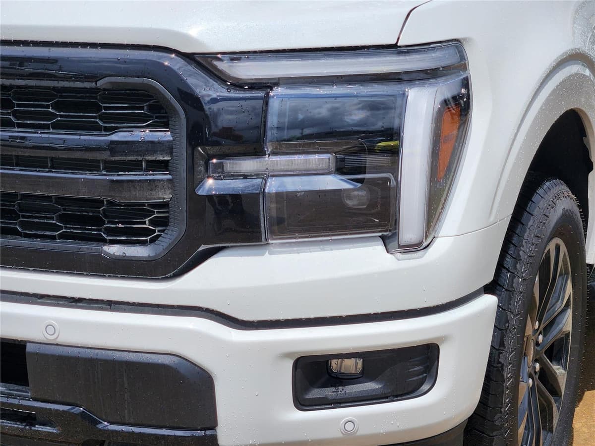 2026 Ford F-150 - Image 5