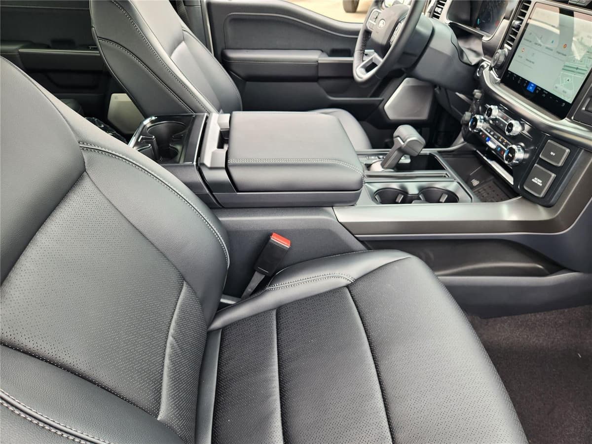 2026 Ford F-150 - Image 10