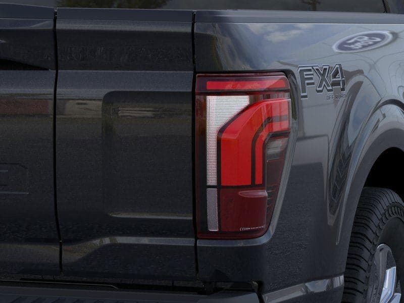2025 Ford F-150 - Image 21