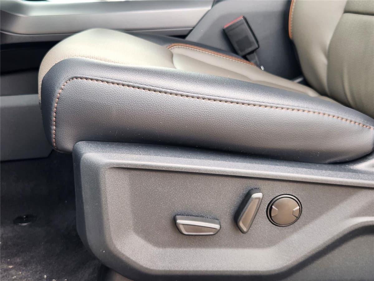 2026 Ford F-150 - Image 18