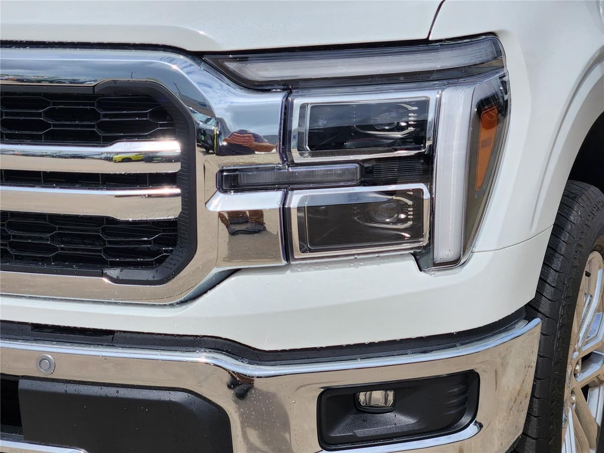 2026 Ford F-150 - Image 5