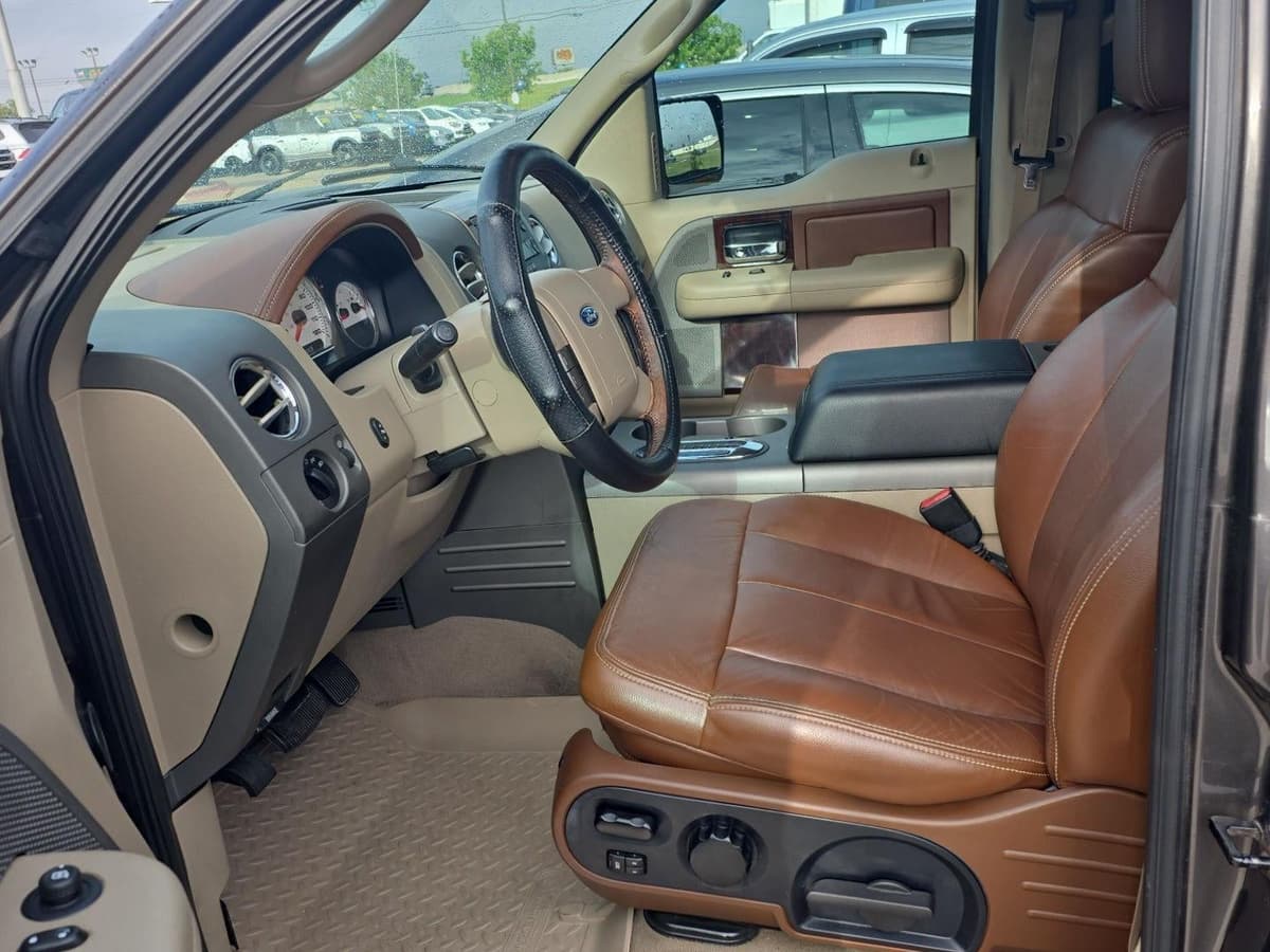 2005 Ford F-150 - Image 7