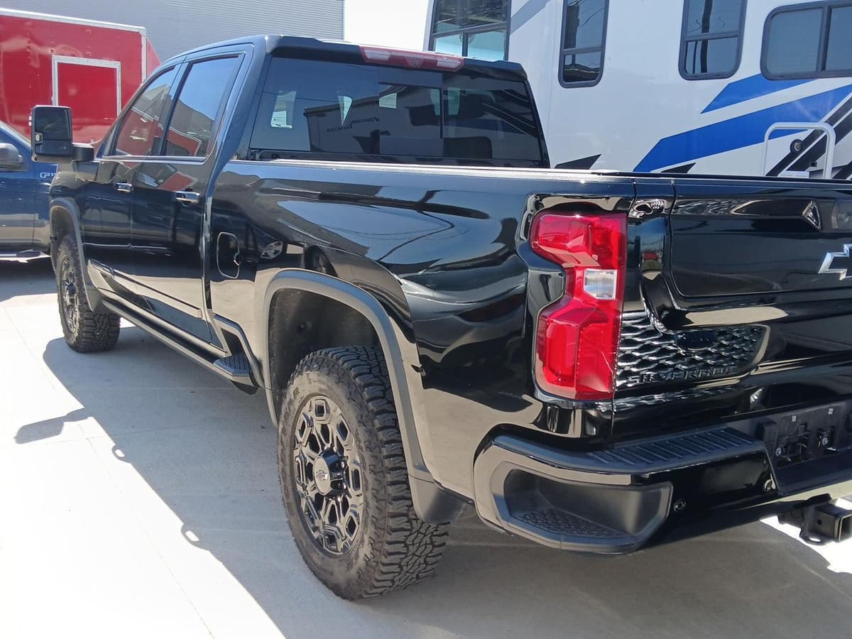 2024 Chevrolet Silverado 2500HD - Image 7