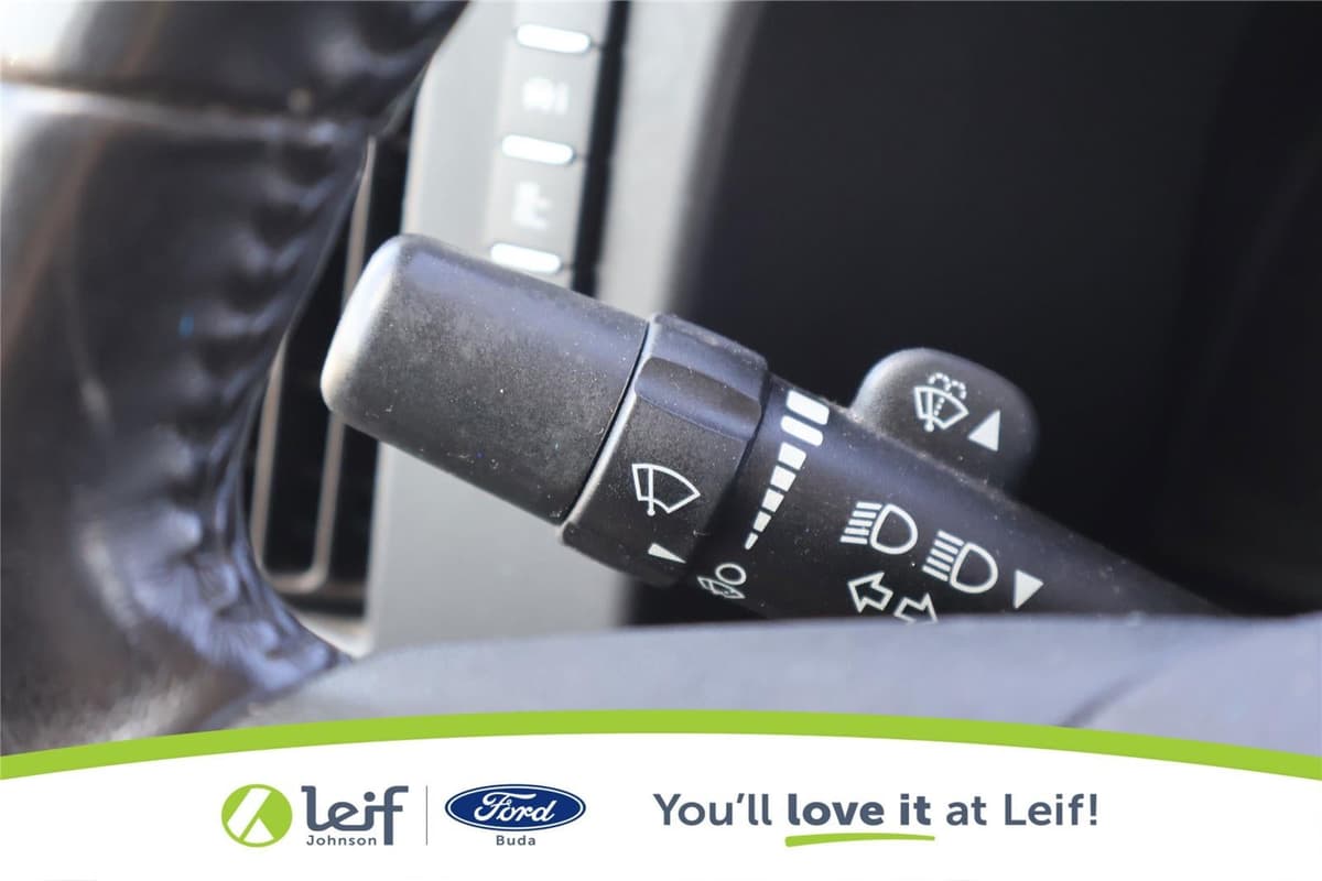 2022 Chevrolet Express Commercial Cutaway - Image 18