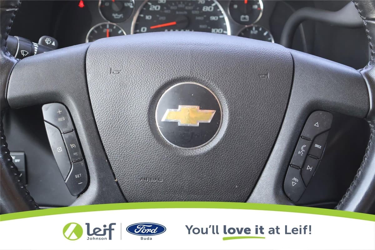 2022 Chevrolet Express Commercial Cutaway - Image 19