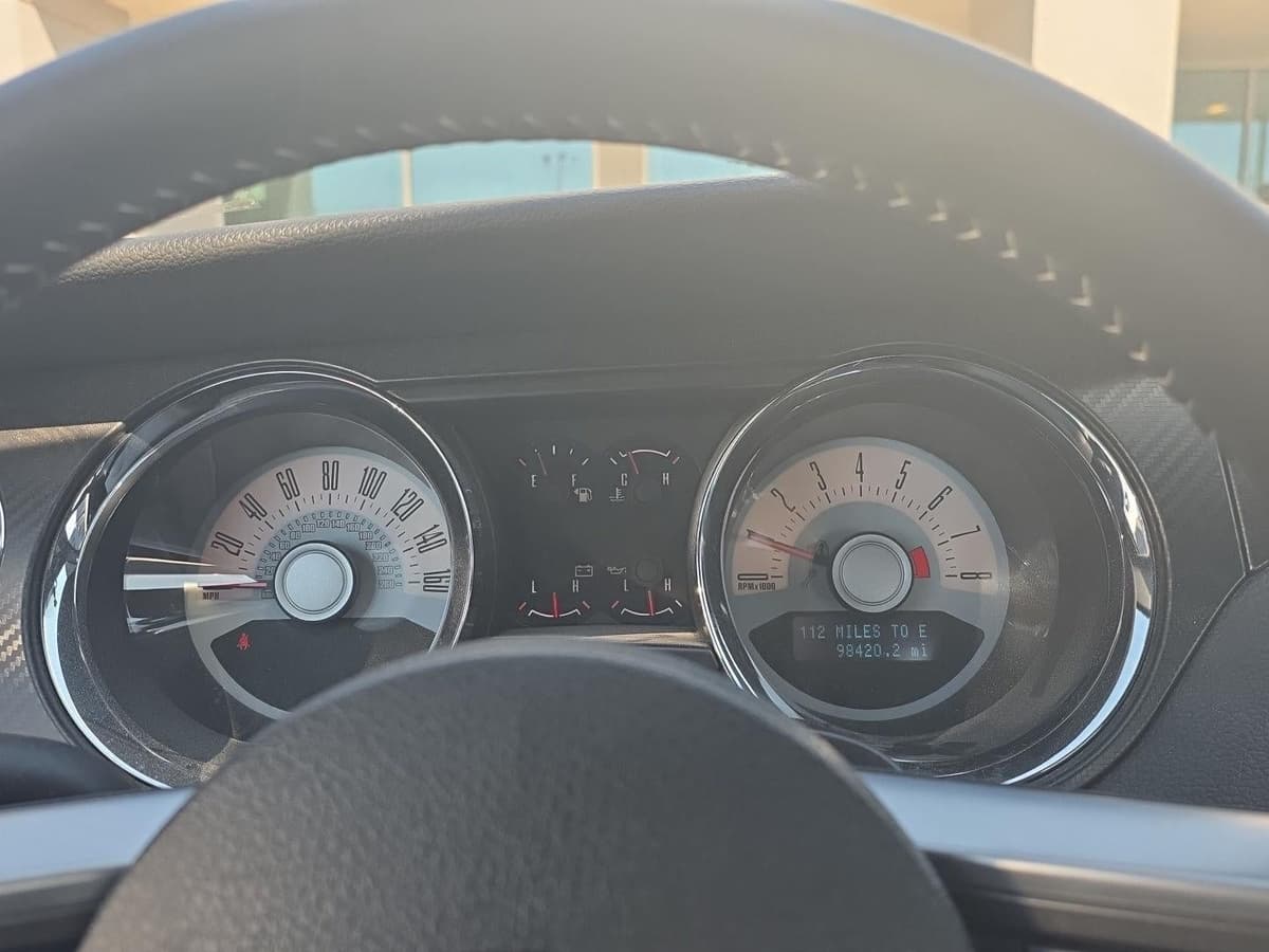 2012 Ford Mustang - Image 7