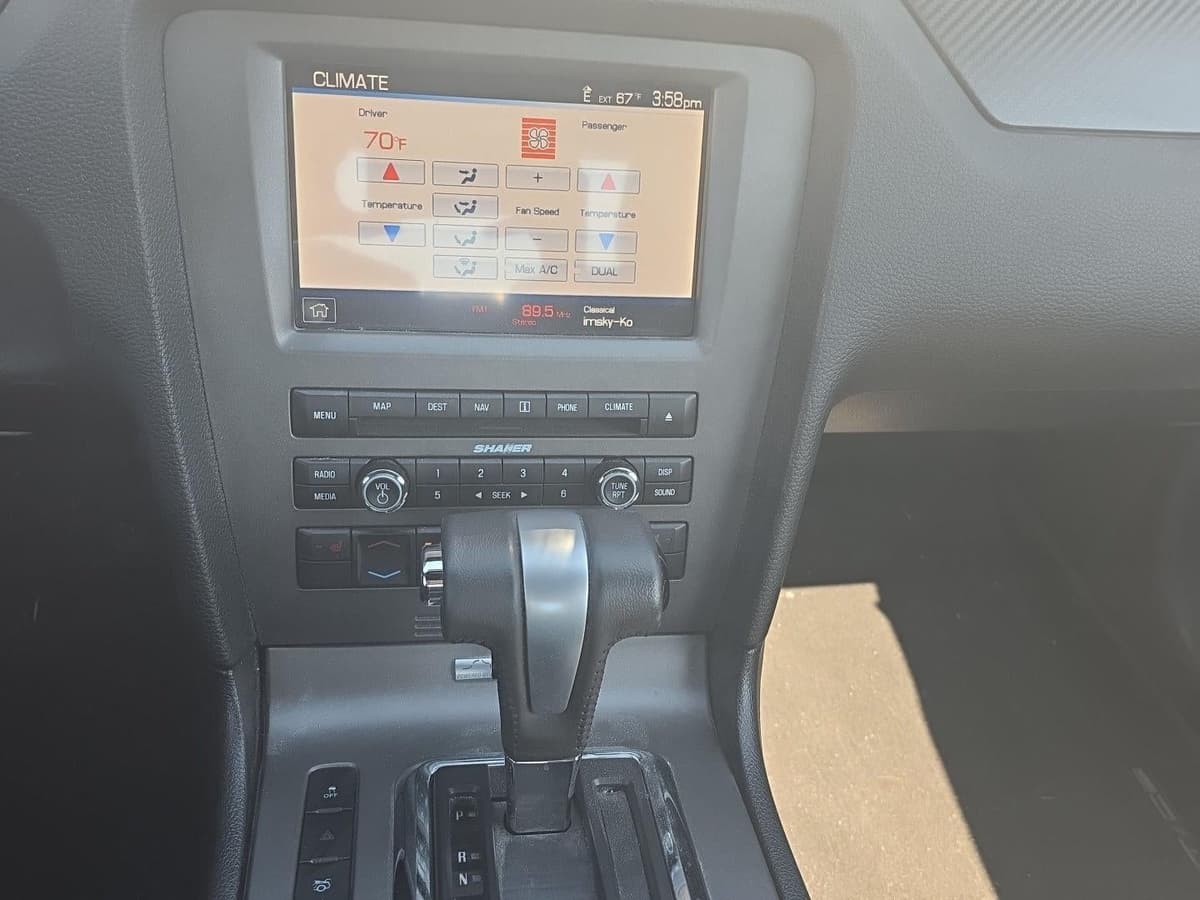 2012 Ford Mustang - Image 9