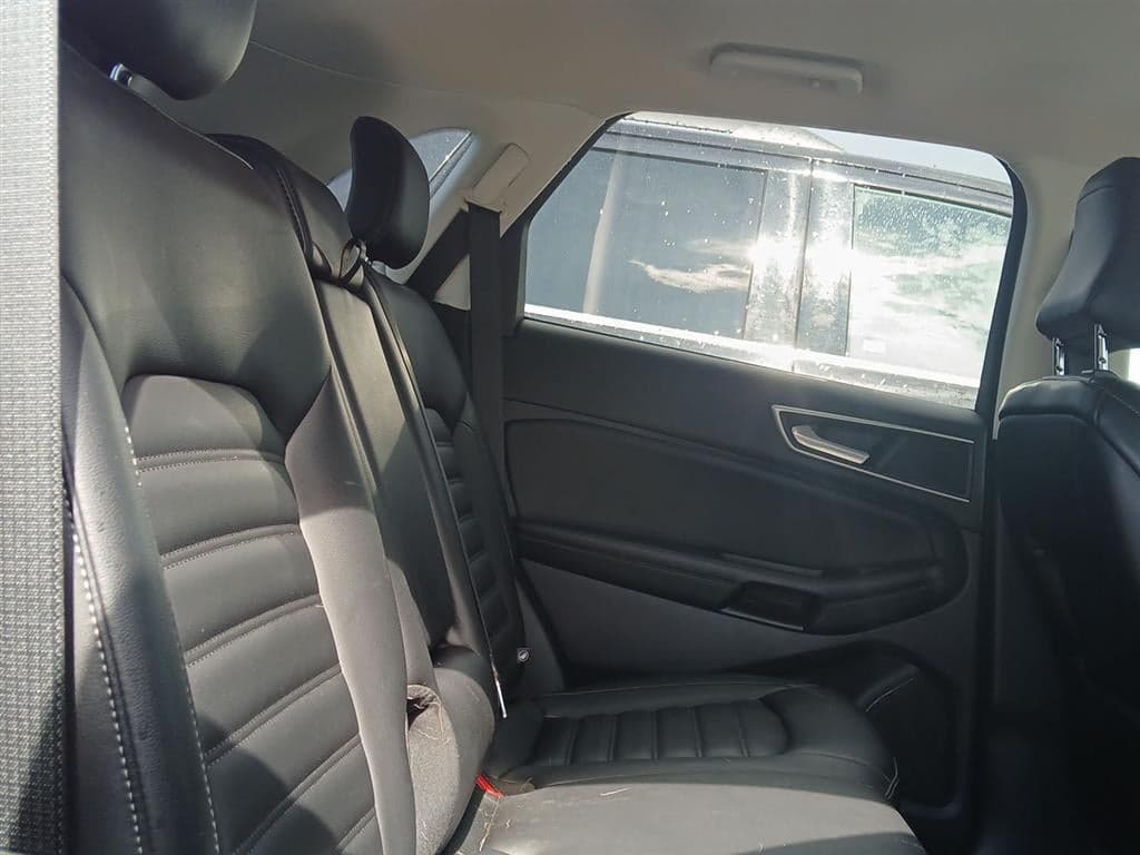 2022 Ford Edge - Image 10