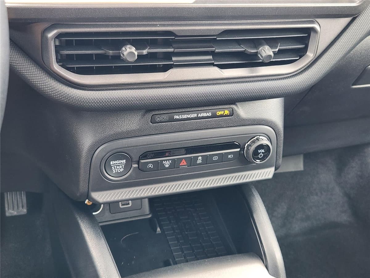 2025 Ford Bronco Sport - Image 14