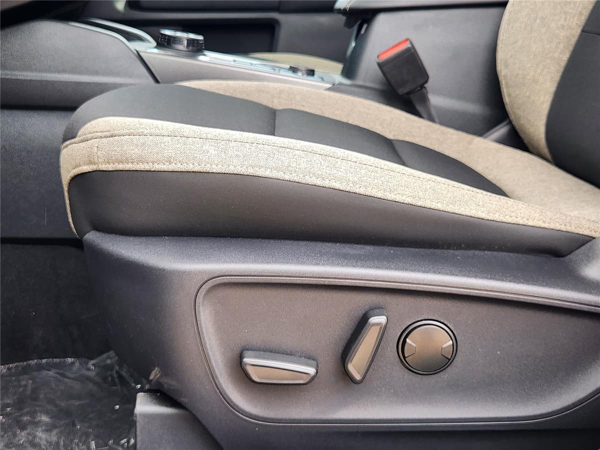 2025 Ford Bronco Sport - Image 18