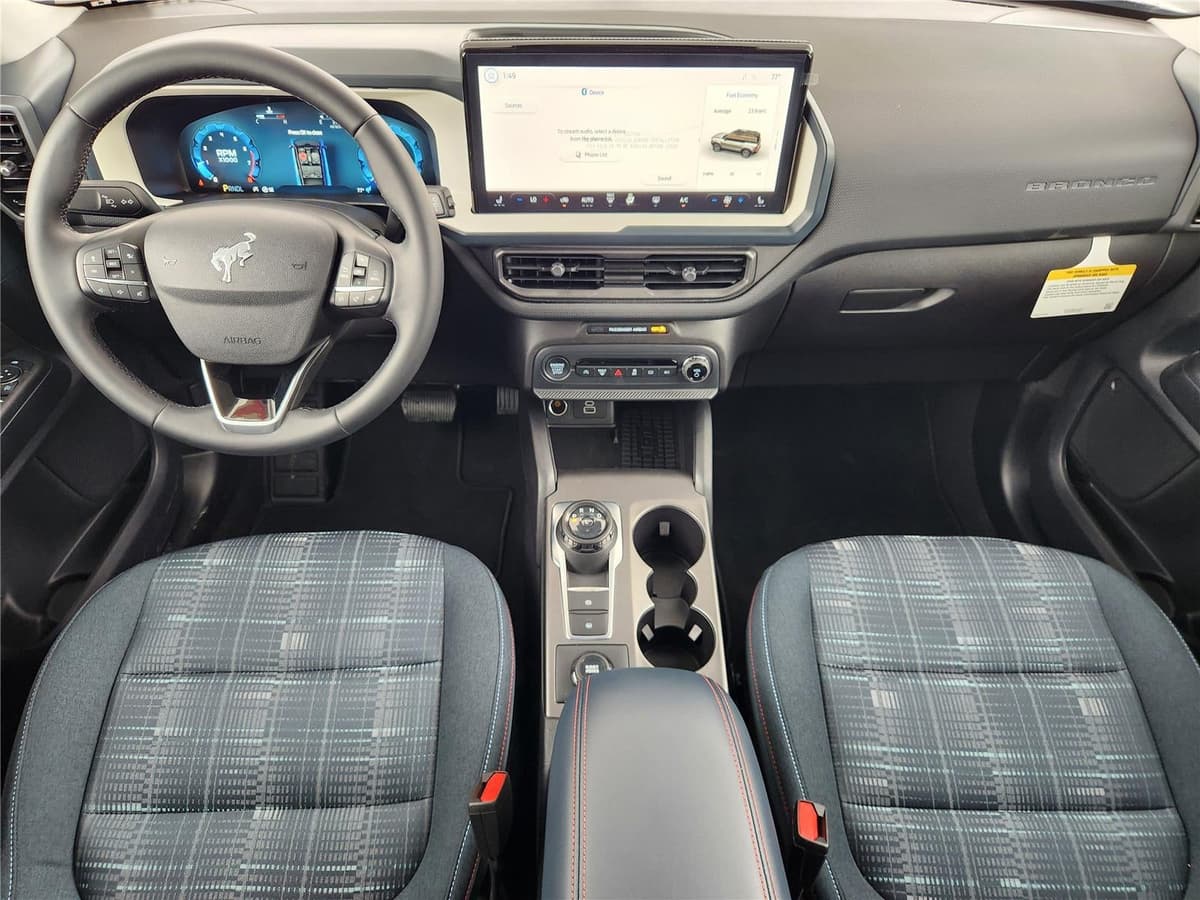 2025 Ford Bronco Sport - Image 19