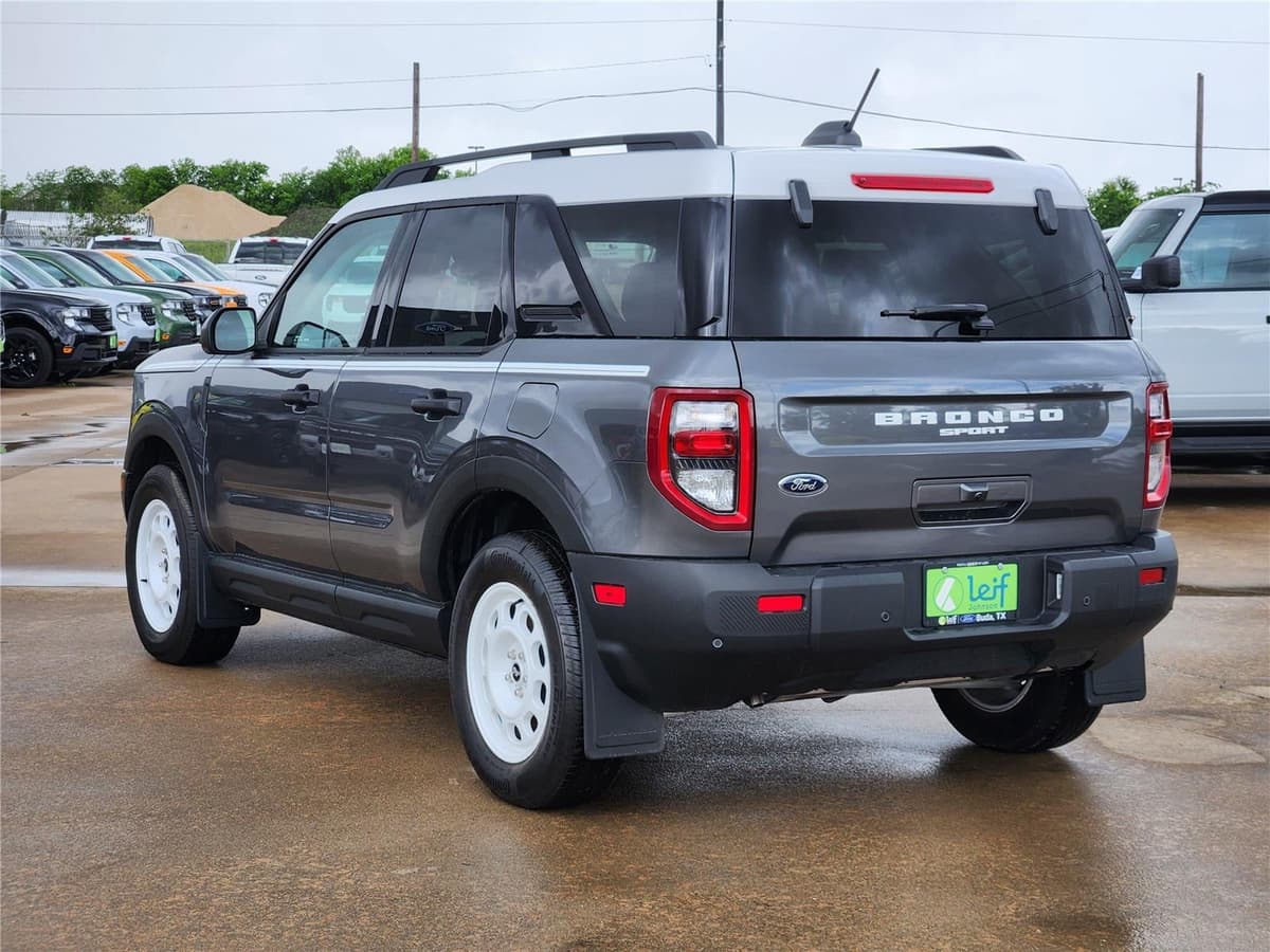 2025 Ford Bronco Sport - Image 3