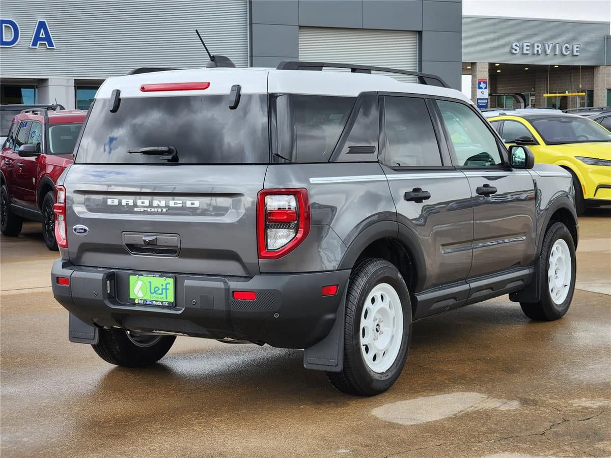 2025 Ford Bronco Sport - Image 4