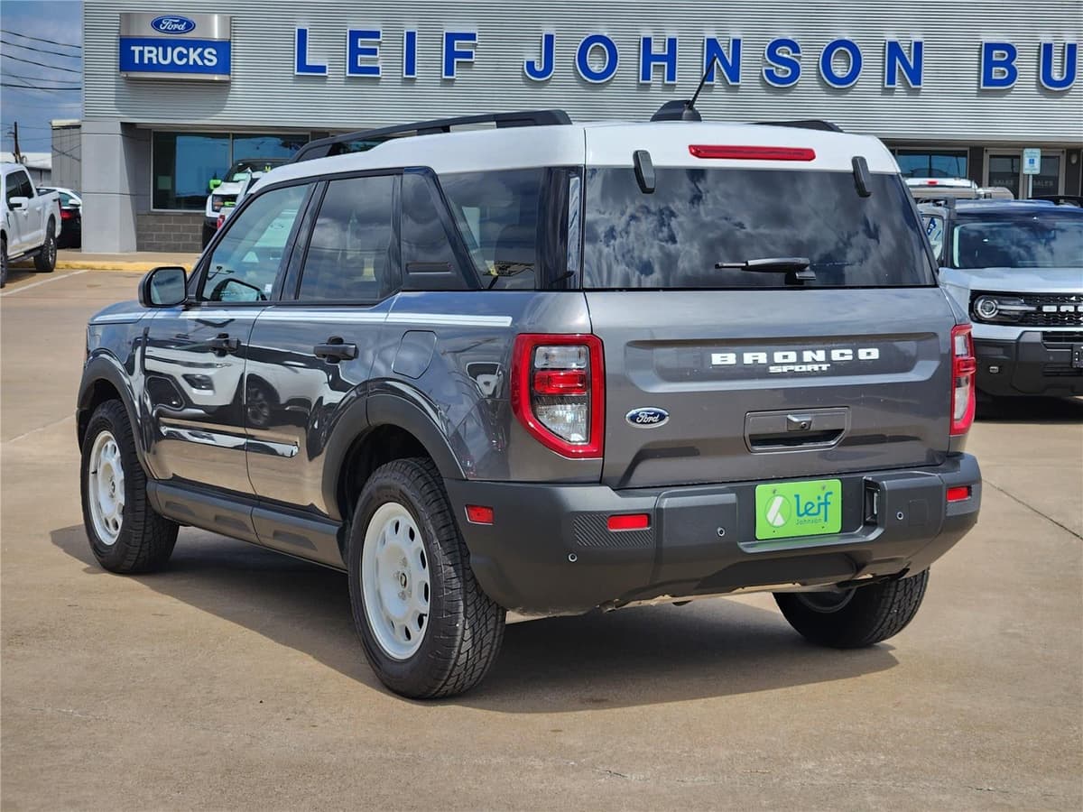 2025 Ford Bronco Sport - Image 3