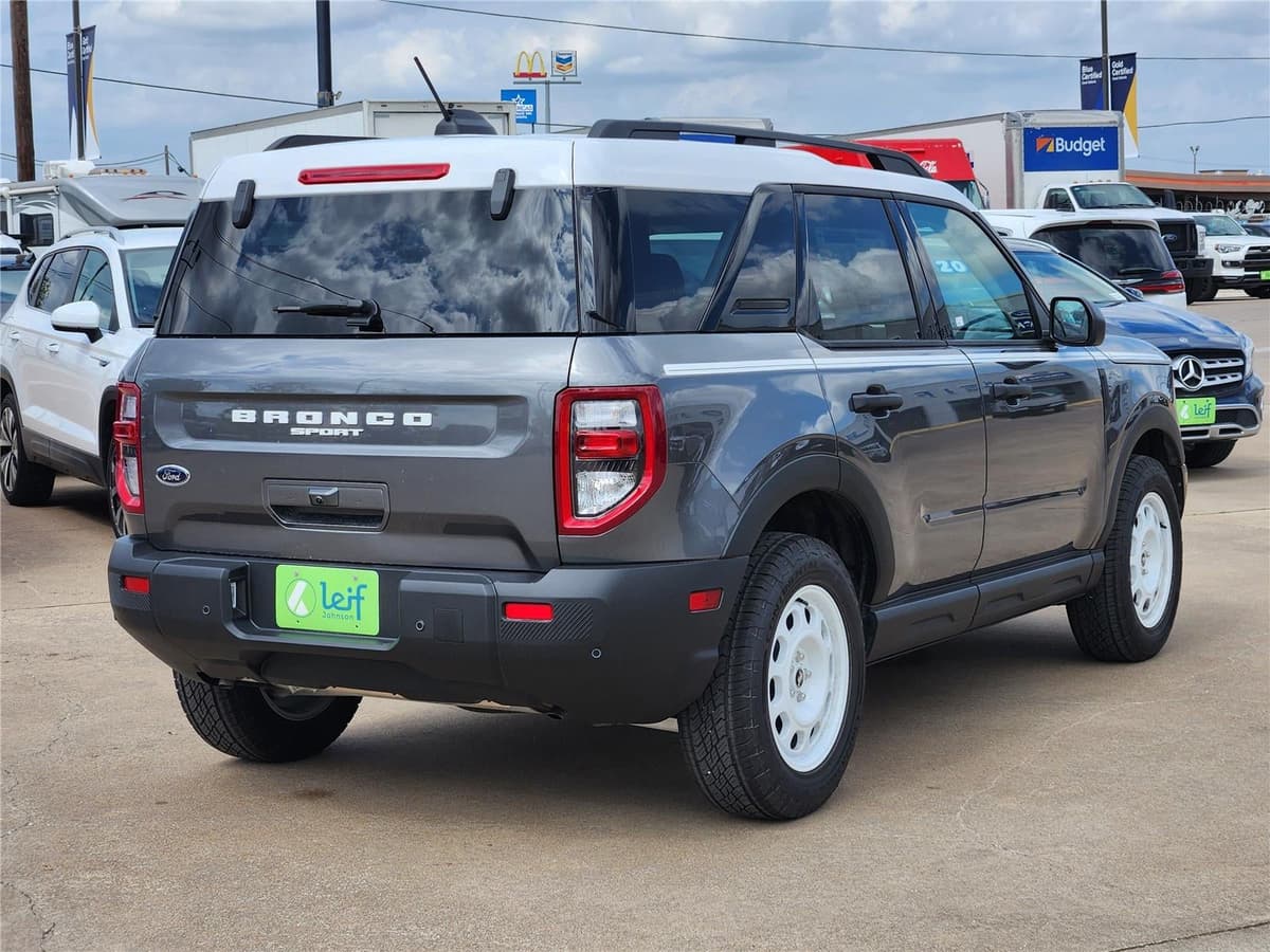 2025 Ford Bronco Sport - Image 4