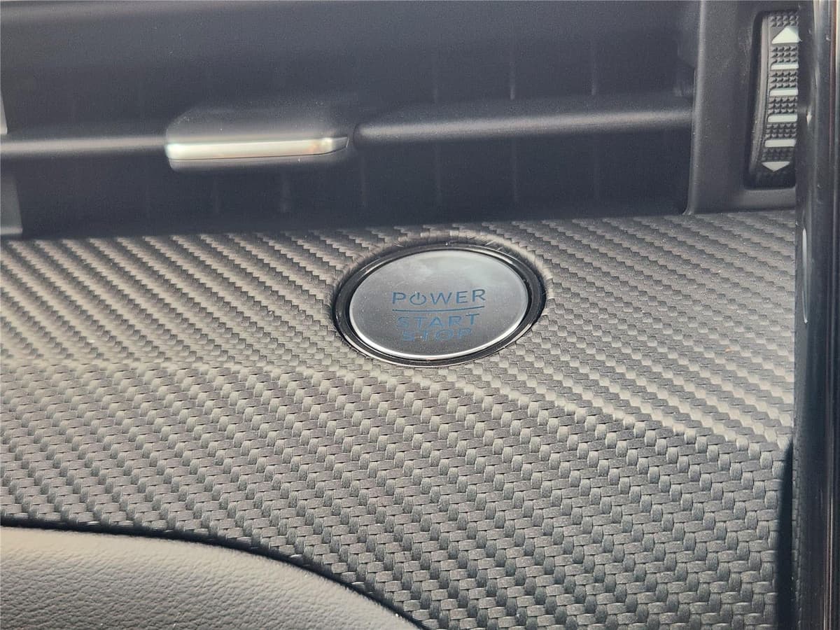 2025 Ford Mustang Mach-E - Image 16