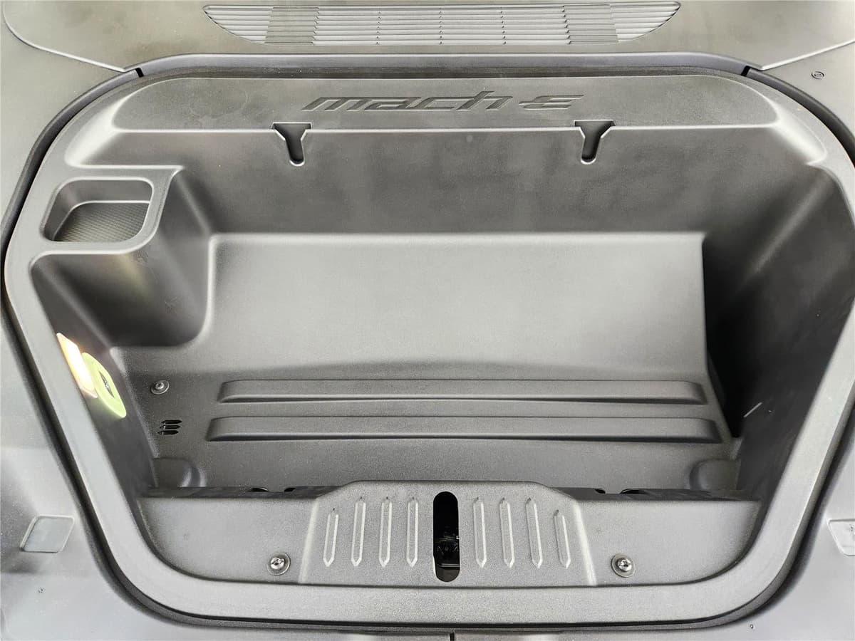 2025 Ford Mustang Mach-E - Image 22