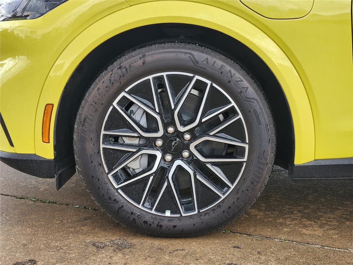 2025 Ford Mustang Mach-E - Image 7