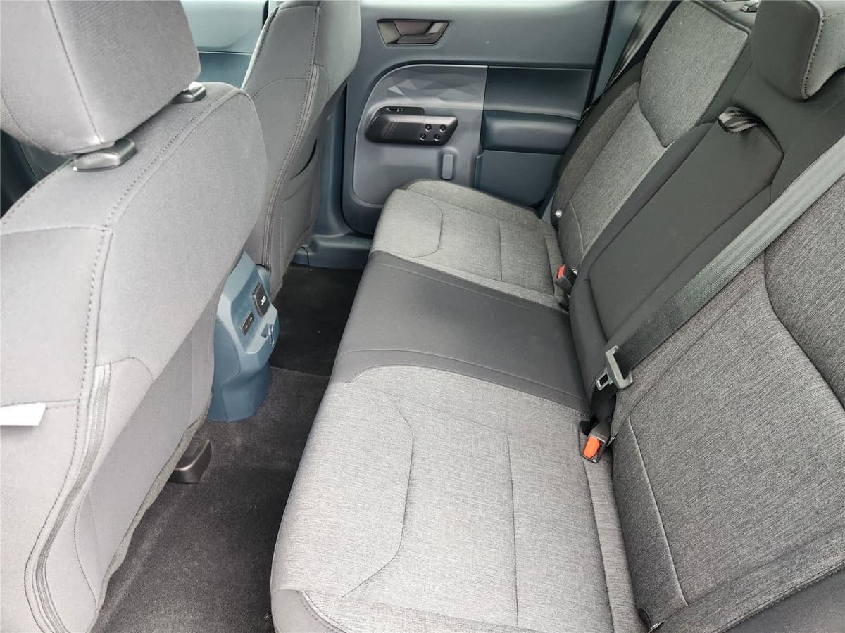 2025 Ford Maverick - Image 20