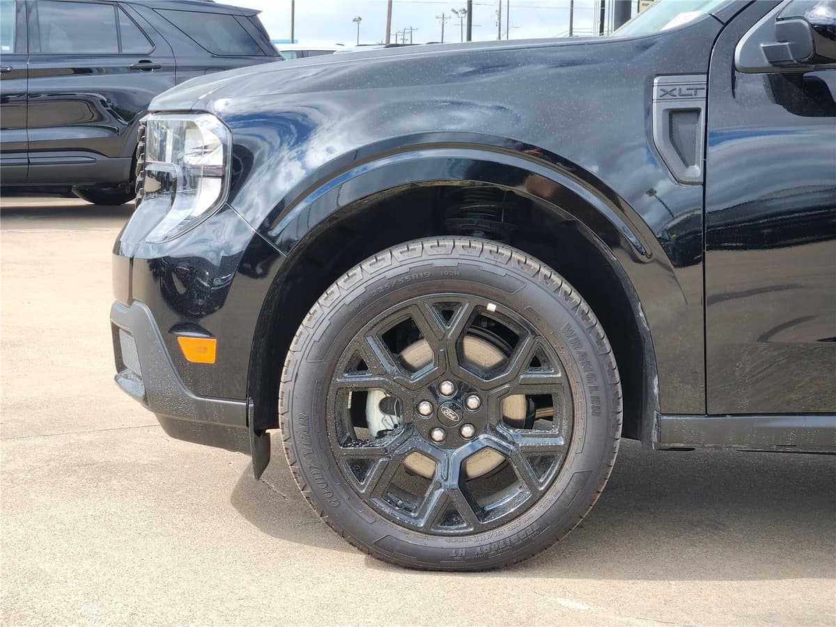 2025 Ford Maverick - Image 6