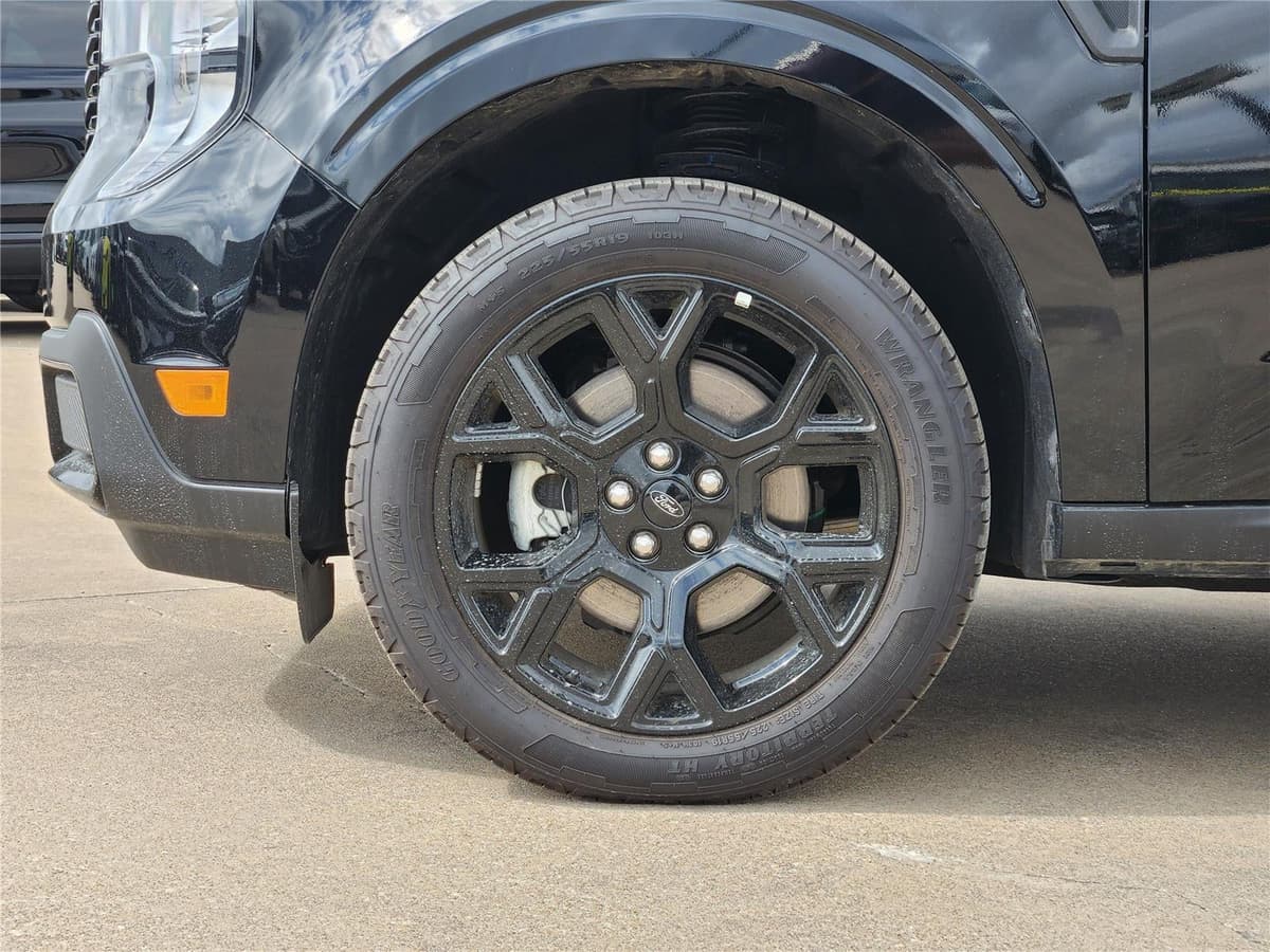 2025 Ford Maverick - Image 7