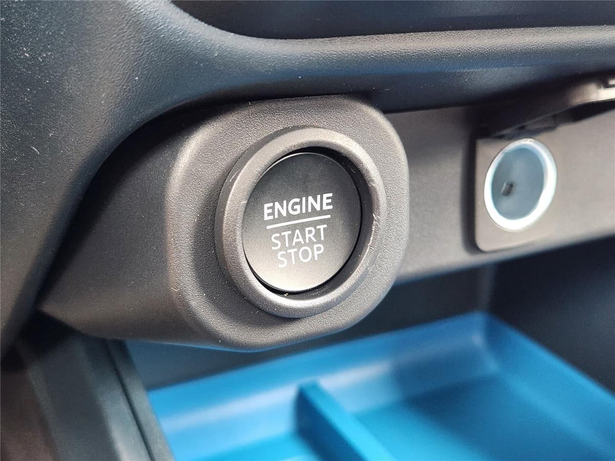 2026 Ford Maverick - Image 16