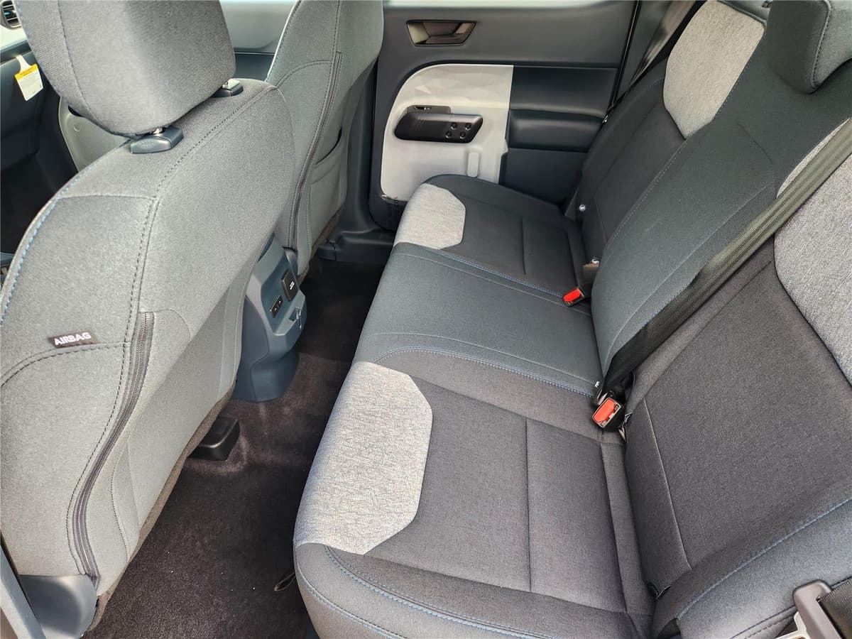 2026 Ford Maverick - Image 20