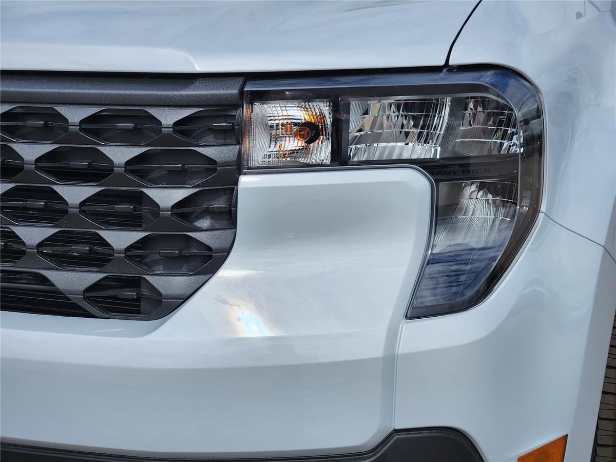 2026 Ford Maverick - Image 5